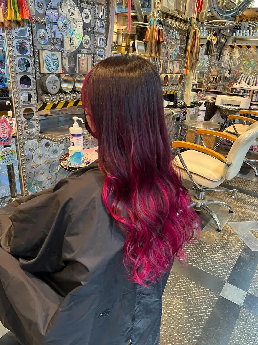 ロング カラー KOYA ｺﾔのヘアスタイル