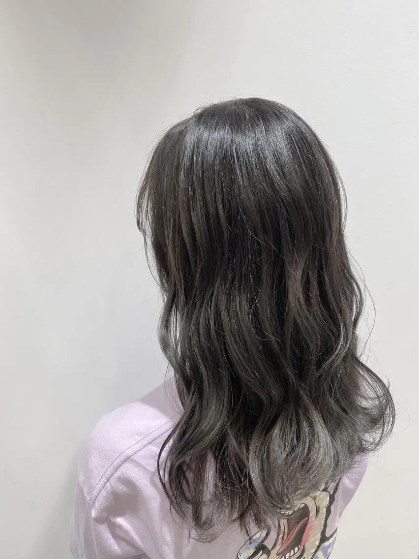 カラー 透明感カラー グレージュ 福元友梨 ディレクター✂️のヘアスタイル