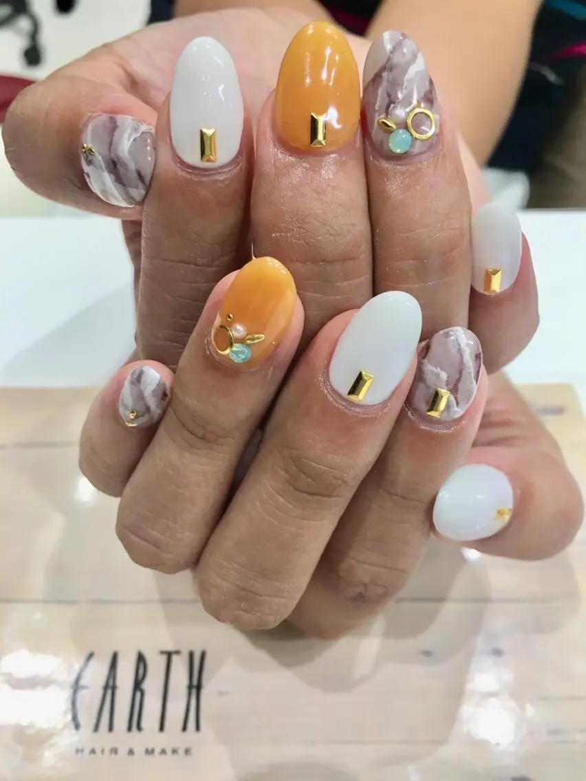 ネイル ハンドネイル 佐藤 まりえのネイルデザイン