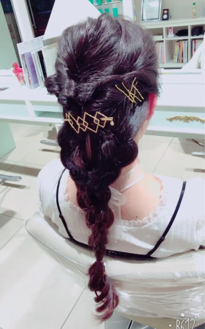 ロング ヘアアレンジ Miku🪄💫 フェイスレイヤーのヘアスタイル