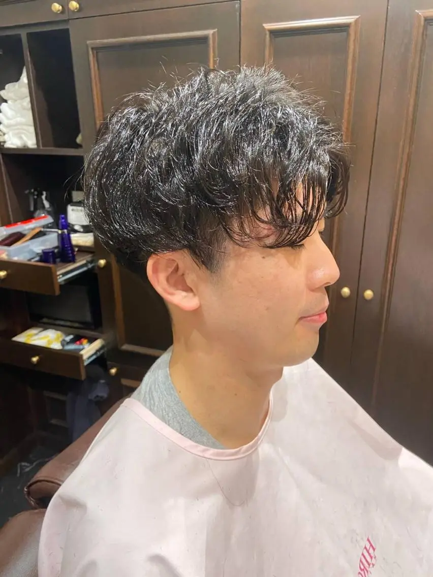 ショート メンズ ツーブロック 刈り上げ 工藤 千織のヘアスタイル
