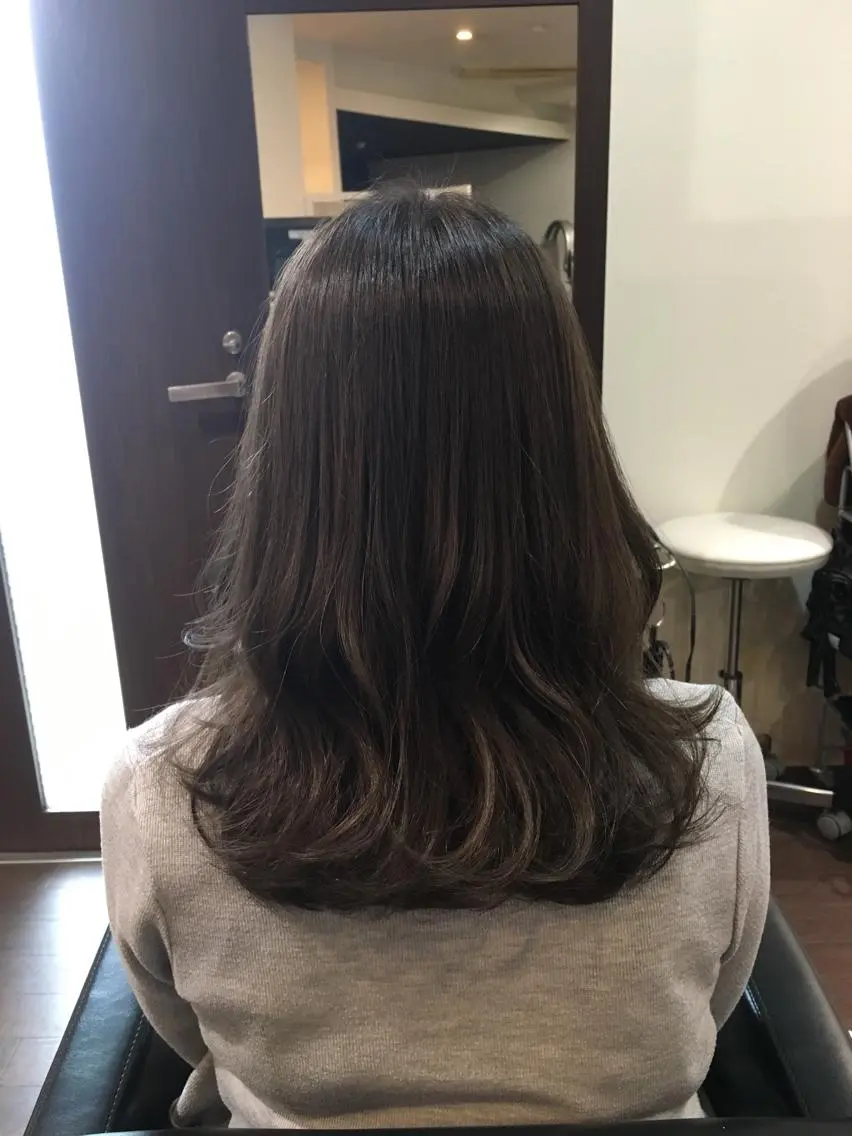 カラー Forte 山根 英明のヘアスタイル