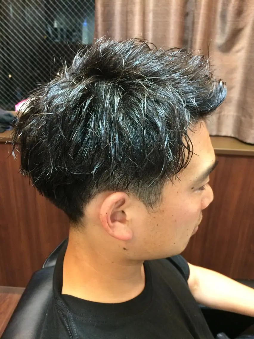 ミディアム ⚜️三代 洸⚜️のヘアスタイル