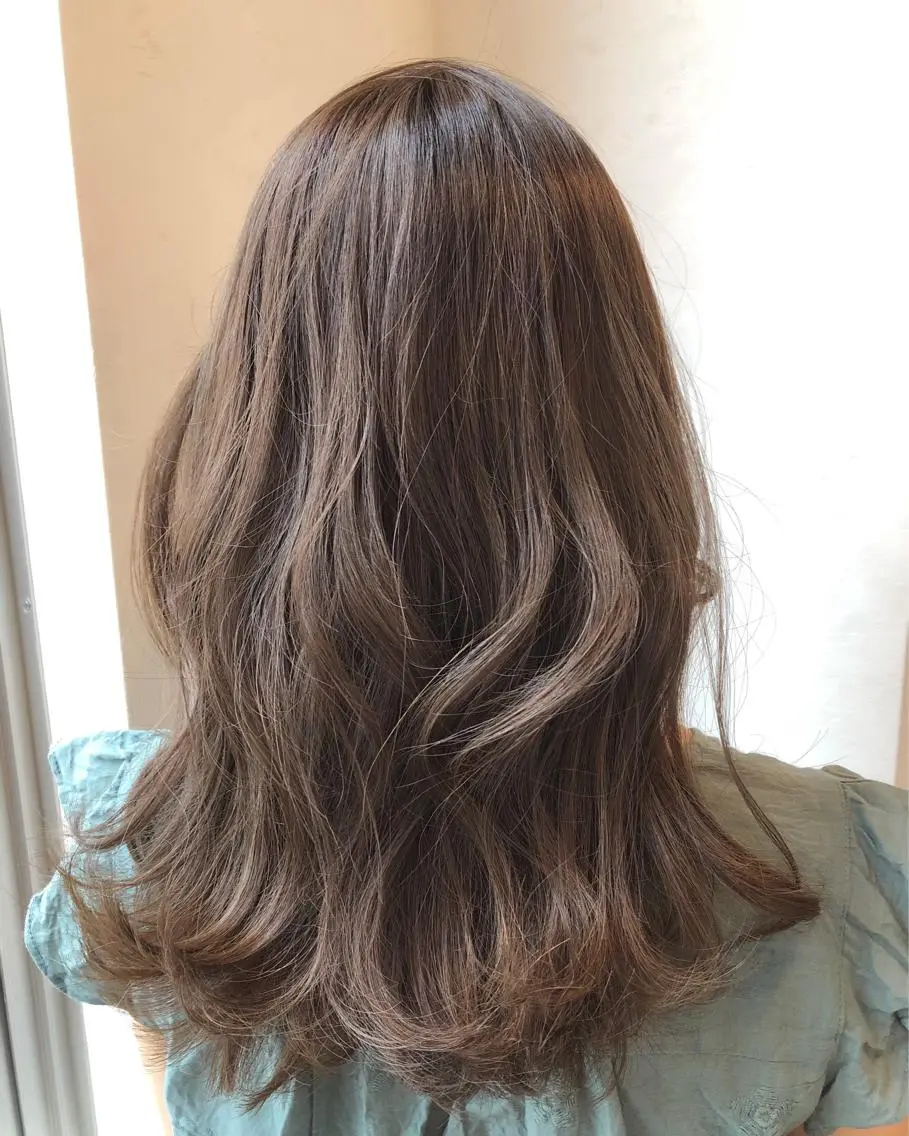 ミディアム カラー ベージュカラー モカベージュ TOWA 野村　コウダイのヘアスタイル