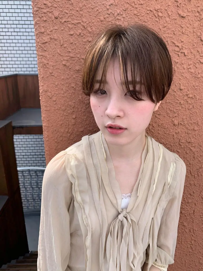 ショート カラー カット ヘアカラー トリートメント 大人可愛いレイヤー 大田のヘアスタイル