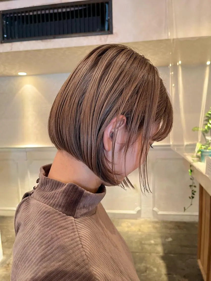 ショート カラー 【ボブ.レイヤー】 ヤマカワレンヤのヘアスタイル
