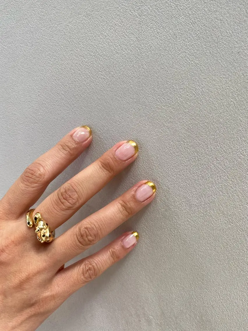 ネイル フレンチネイル ミラーネイル ハンドネイル Ann nailのネイルデザイン