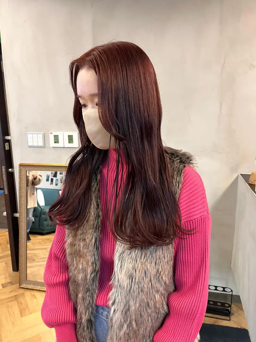 ロング カラー ブリーチ ダブルカラー ブリーチなしカラー ピンクカラー カット ヘアカラー トリートメント ena/ブリーチなし 透明感・レイヤー🎀のヘアスタイル