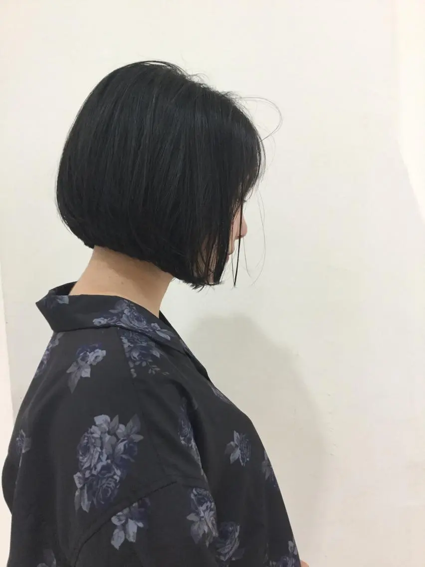 ショート ボブ 庄嶋 彩香のヘアスタイル