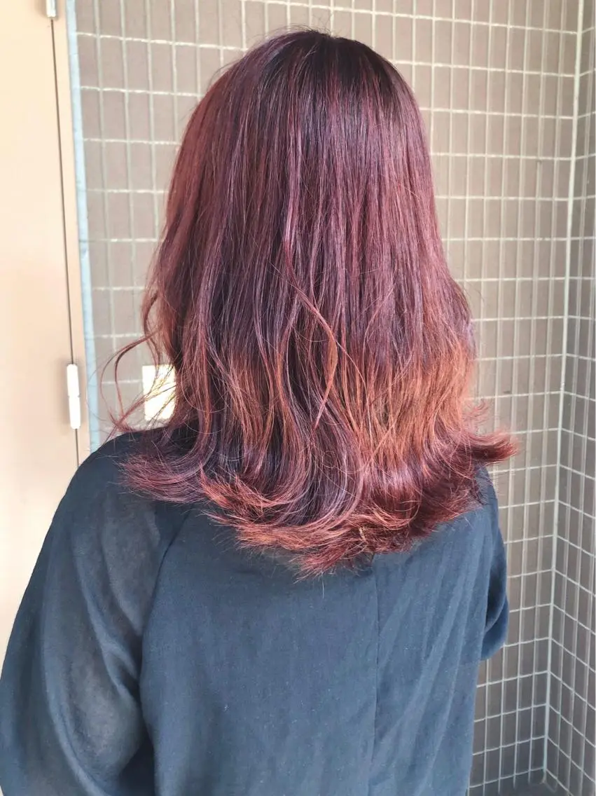 カラー ボルドーカラー レッドカラー 後藤 陽花子のヘアスタイル