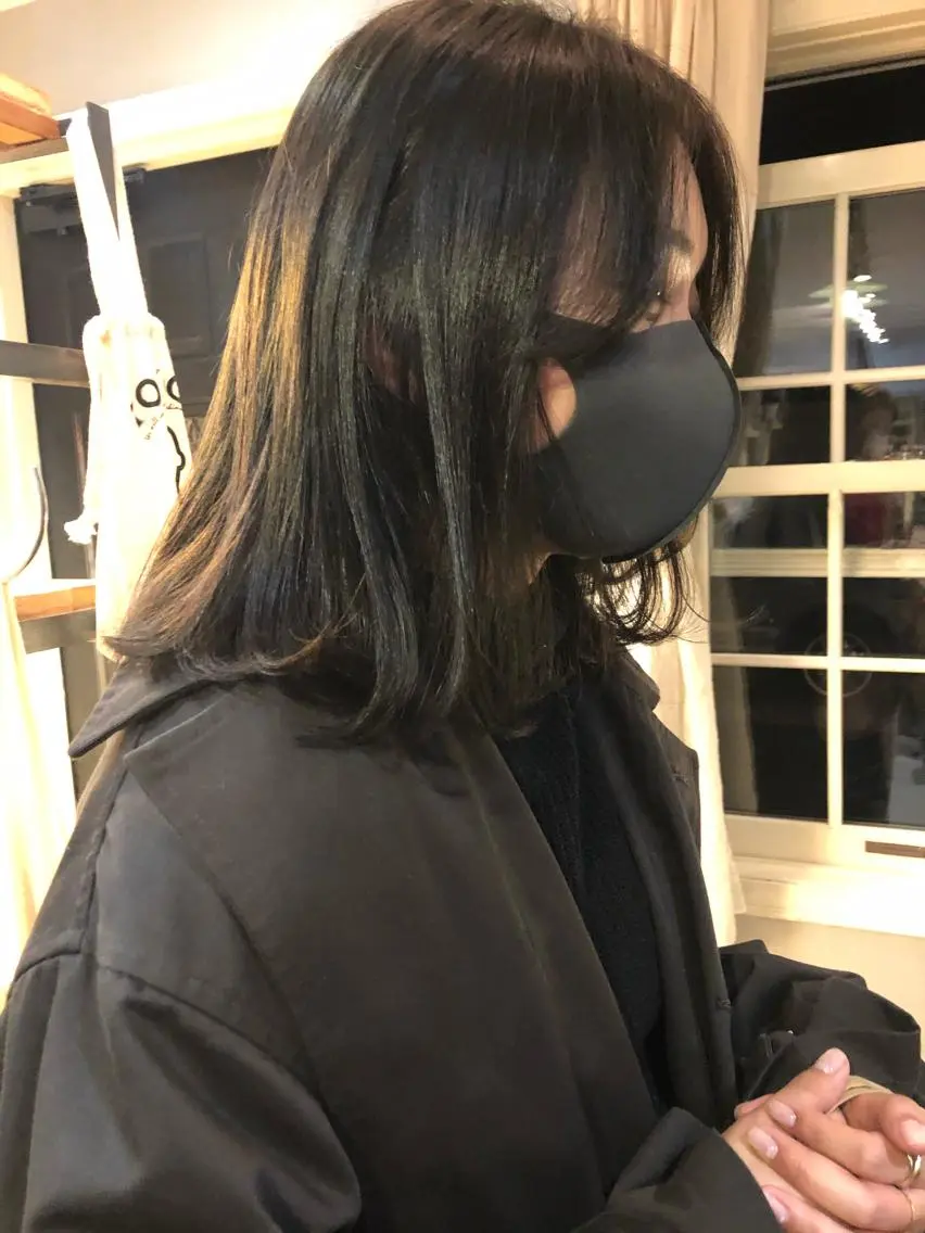 ミディアム カラー eri kinjoのヘアスタイル