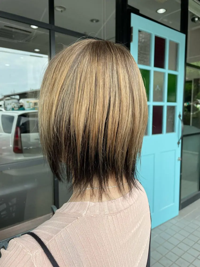 ミディアム 佐々木 浩之のヘアスタイル