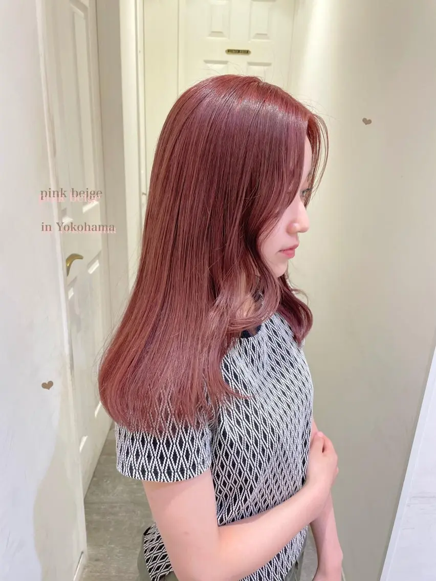 セミロング カラー ベージュカラー ピンクカラー ピンクベージュ ヘアカラー シールエクステ横浜 🐏☁️miminaのヘアスタイル