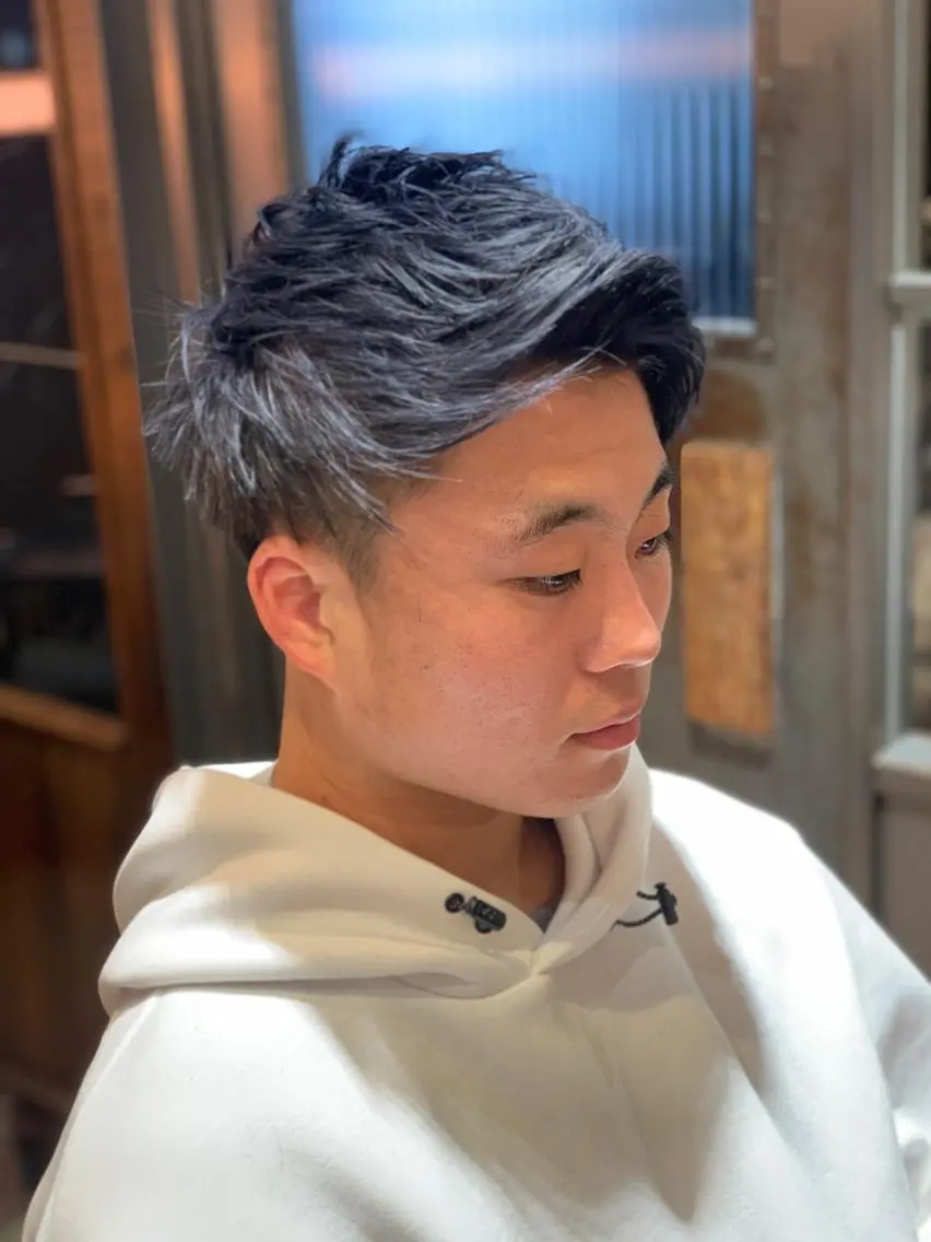 ショート カラー メンズ カット ヘアカラー トリートメント 🎱メンズフェード 特化HYOGA🎱のヘアスタイル