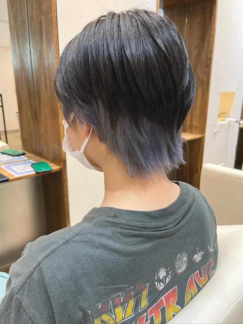 ショート カラー シルバー 艶髪カラー😊 西久保光✂️のヘアスタイル