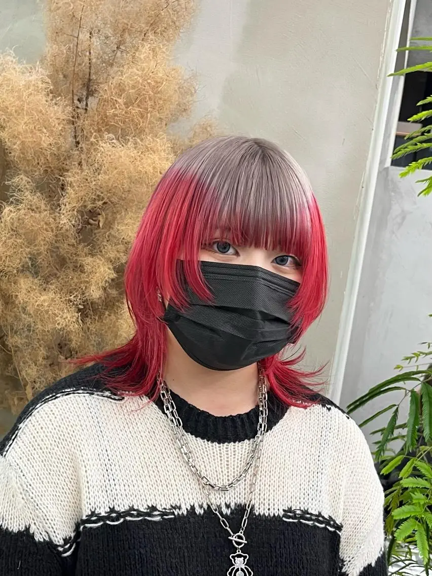 ミディアム イツク ⚡️ ルーツ/ハイトーンのヘアスタイル