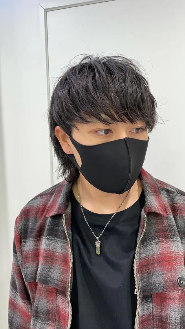ミディアム カラー パーマ ヘアアレンジ メンズ キッズ カット メンズ特化美容師 aiの眉毛・アイブロウイメージ