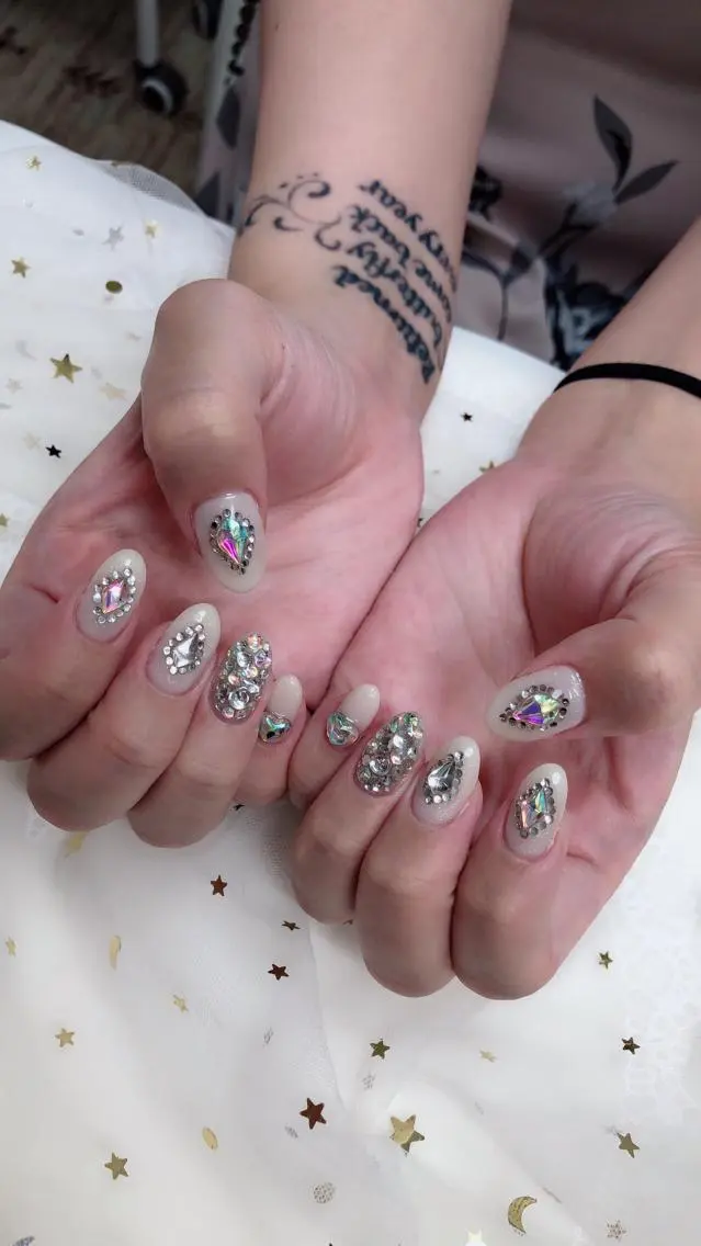 ネイル Le'a nail Lのネイルデザイン