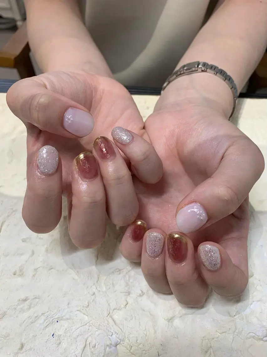 ネイル ニュアンスネイル ピンク マキノ ユイのネイルデザイン