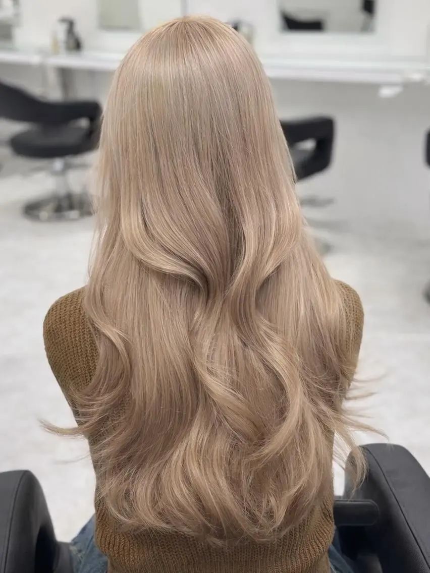 カラー ヘアカラー トリートメント ヘッドスパ ヘアセット 夏のトレンドヘア🤍 BABY上野のヘアスタイル