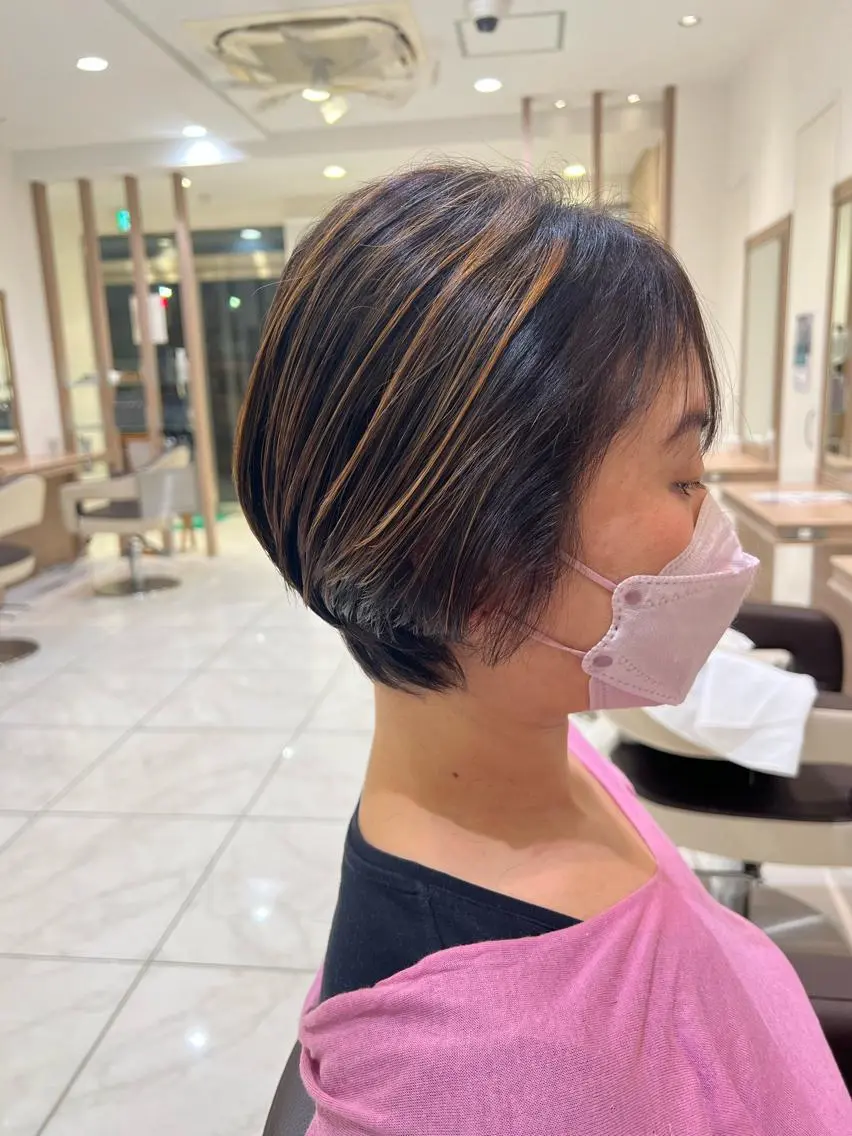 ショート Junka/レイヤー /透明感艶カラー🎀のヘアスタイル
