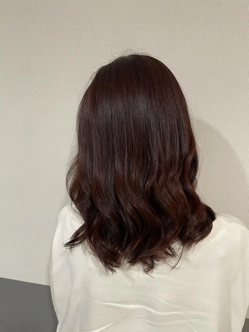 ミディアム カラー ピンクカラー レッドカラー カット パーマ ヘッドスパ モデルさん募集中IT byALBUM八王子のヘアスタイル