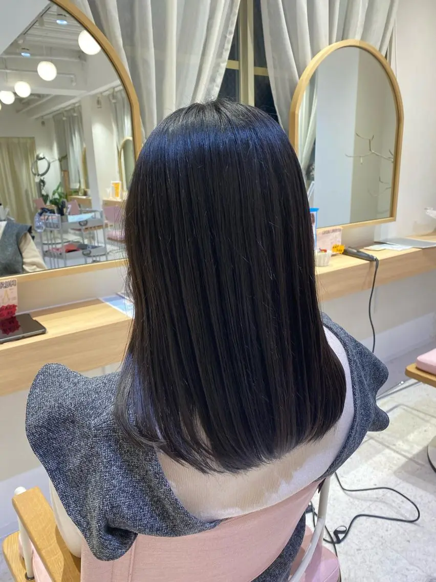 セミロング soil ミヤタケのヘアスタイル