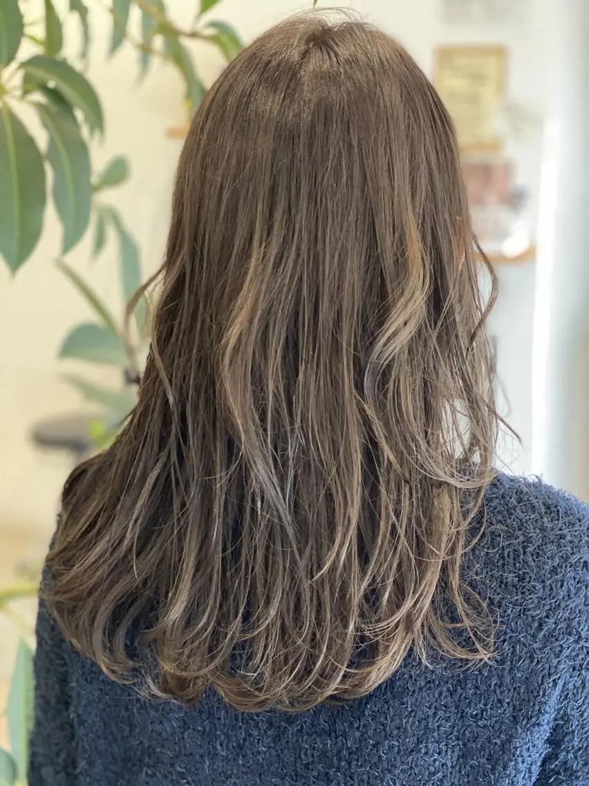 セミロング 似合わせ透明感カラー 宇治　ヤマノのヘアスタイル