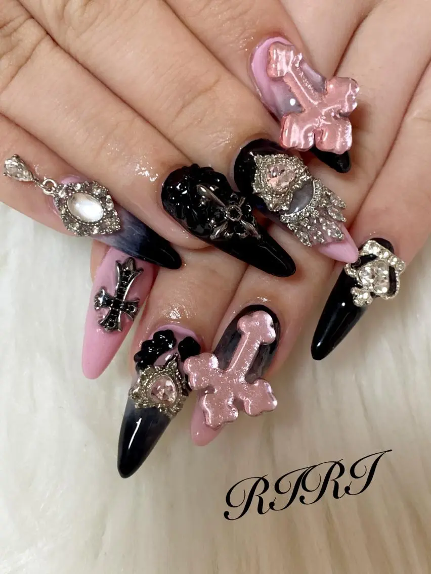 ネイル riri オーナーのネイルデザイン