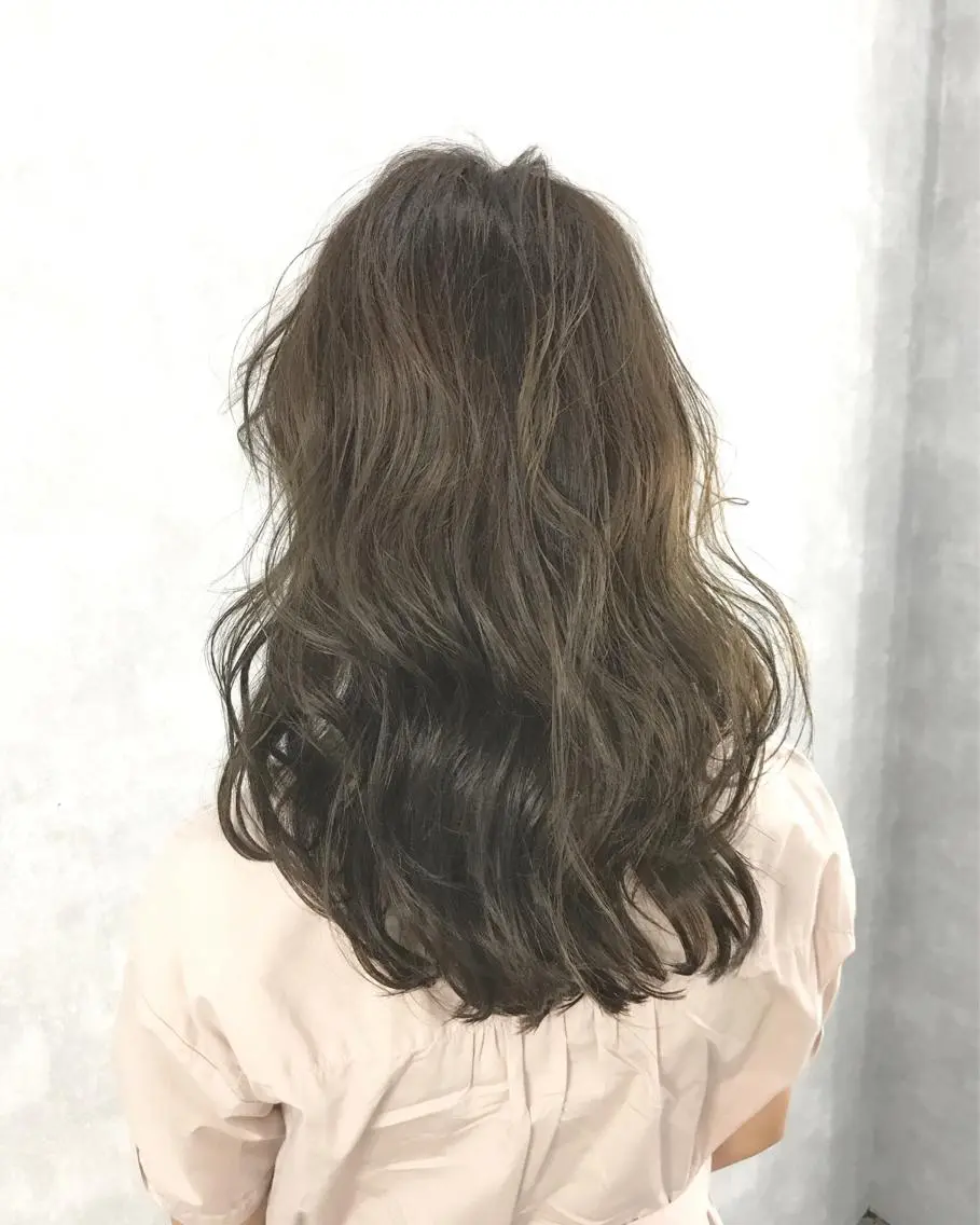 セミロング カラー グレージュ ミント TOMOYA/ ショート、レイヤーのヘアスタイル
