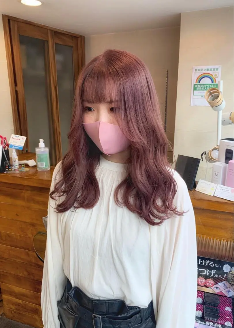 セミロング カラー ベージュカラー ピンクカラー ピンクベージュ ヘアカラー トリートメント 矢野 晃平のヘアスタイル