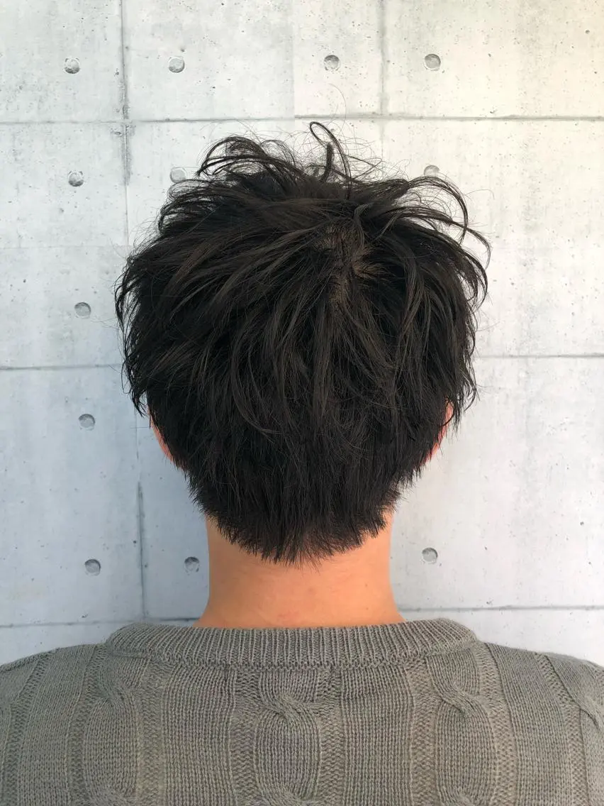 ショート パーマ メンズ メンズパーマ 刈り上げ ショートヘア 北脇 健治のヘアスタイル