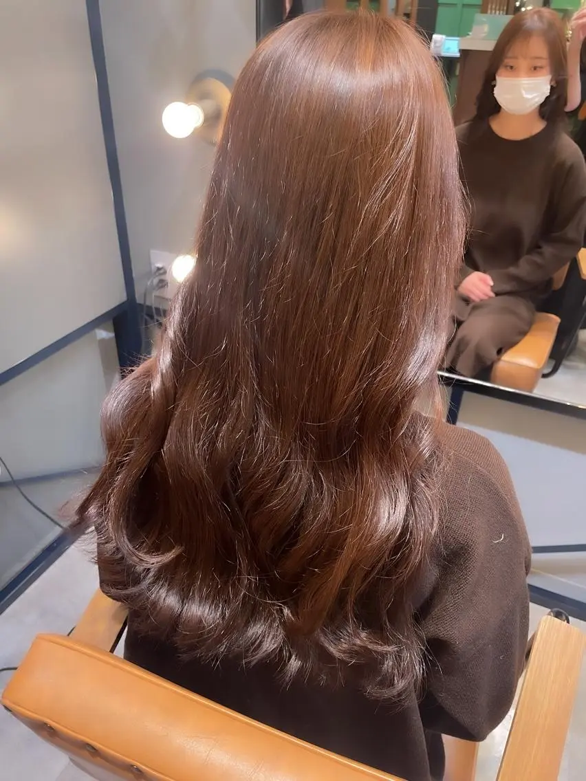 ロング カラー ヘアアレンジ ベージュカラー ブリーチ ブリーチなしカラー 【日韓風、レイヤー】 🤍ひらい なつきのヘアスタイル