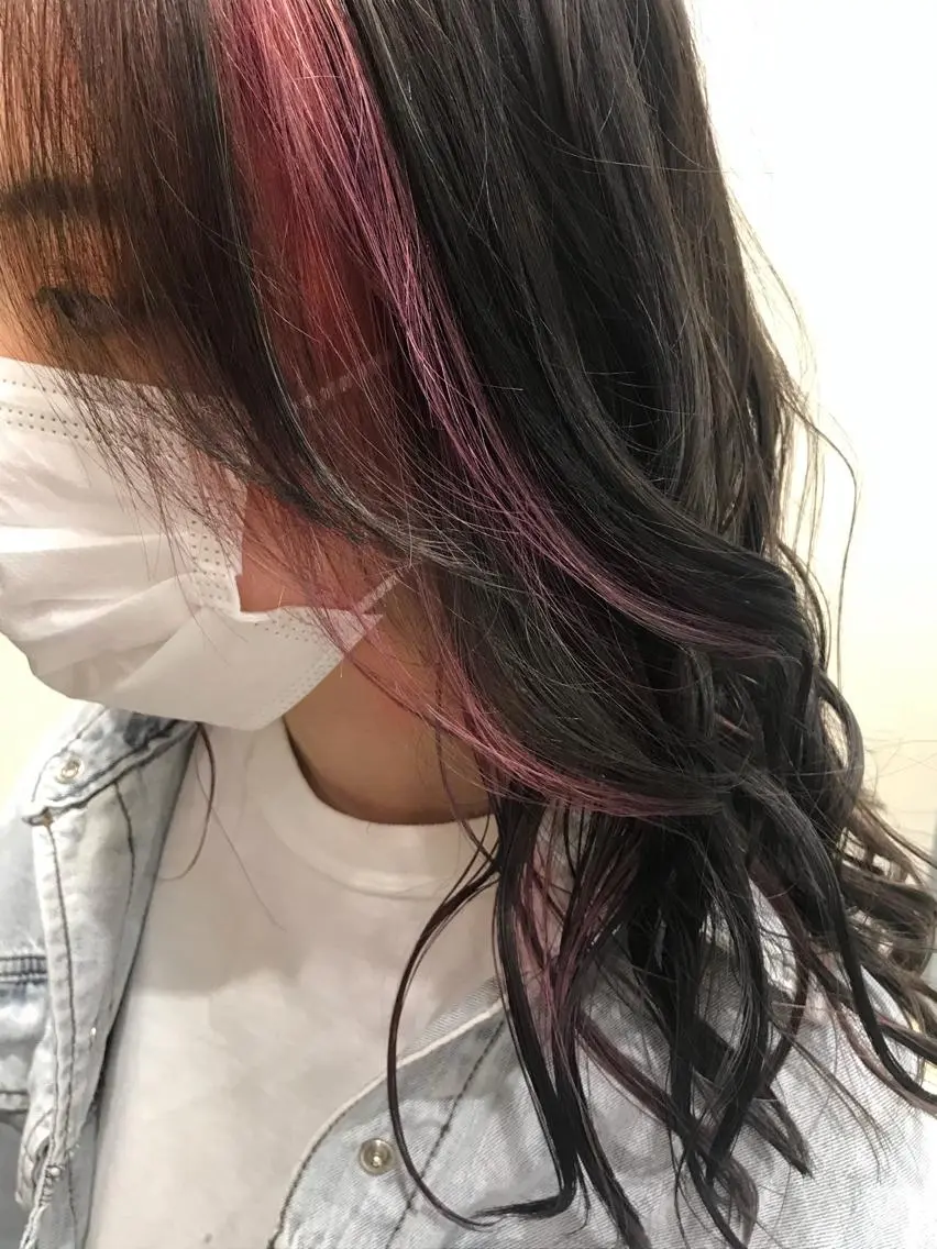 セミロング パープルカラー 顔周りカット 💗モデルカット 募集中のヘアスタイル