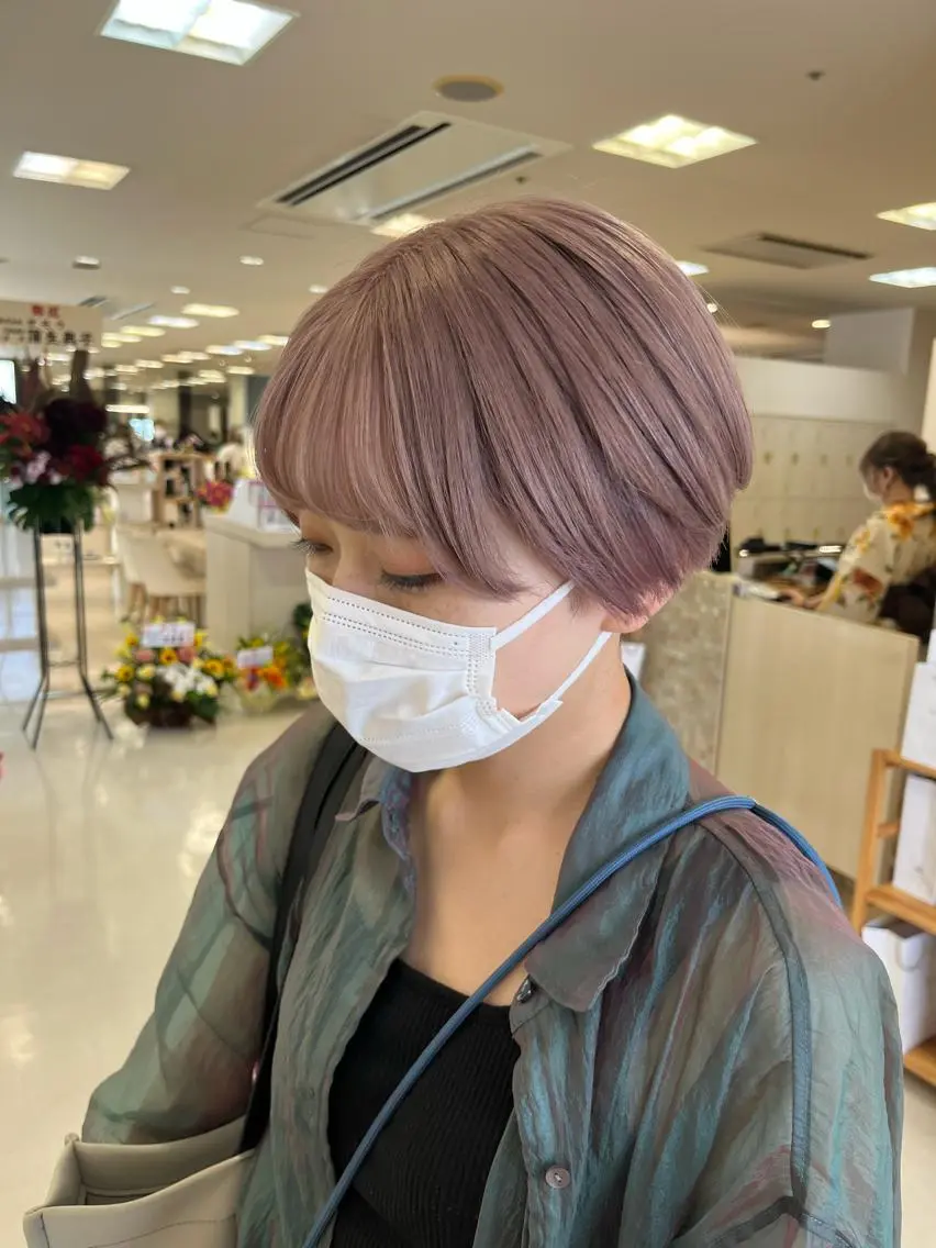ショート カラー 暖色/ブリーチカラー 🎀 M i k uのヘアスタイル