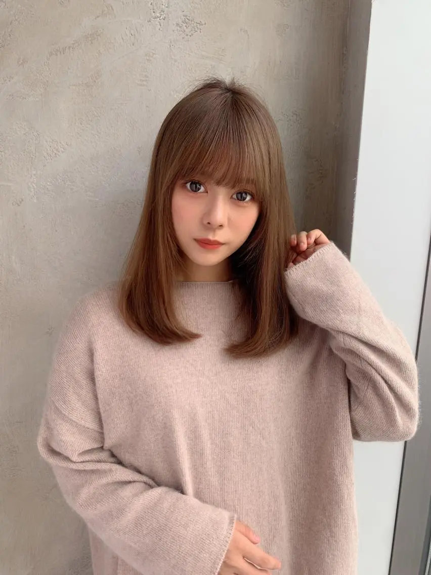 ミディアム カラー パーマ バレイヤージュ ブリーチ ケアブリーチ ダブルカラー ハイライトカラー カット ヘアカラー 縮毛矯正 トリートメント 銀座✨レイヤーカット 顔まわり/坂本亜裟海のヘアスタイル