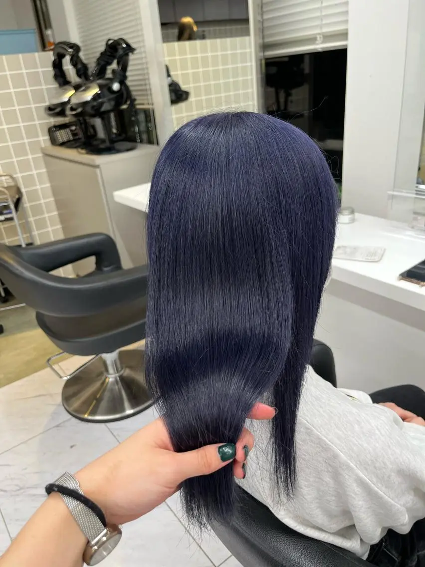 ミディアム ヘアカラー トリートメント ヘッドスパ ヘアセット 寒色/ベージュヘア ブリーチありMiOのヘアスタイル