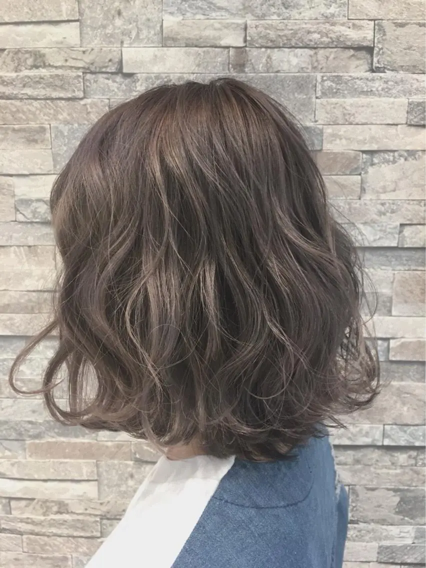 ミディアム カラー 透明感カラー 宍戸 海斗のヘアスタイル