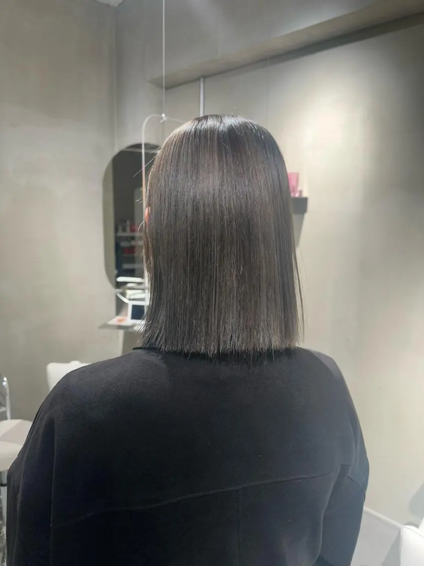 ミディアム Nikiita リコのヘアスタイル
