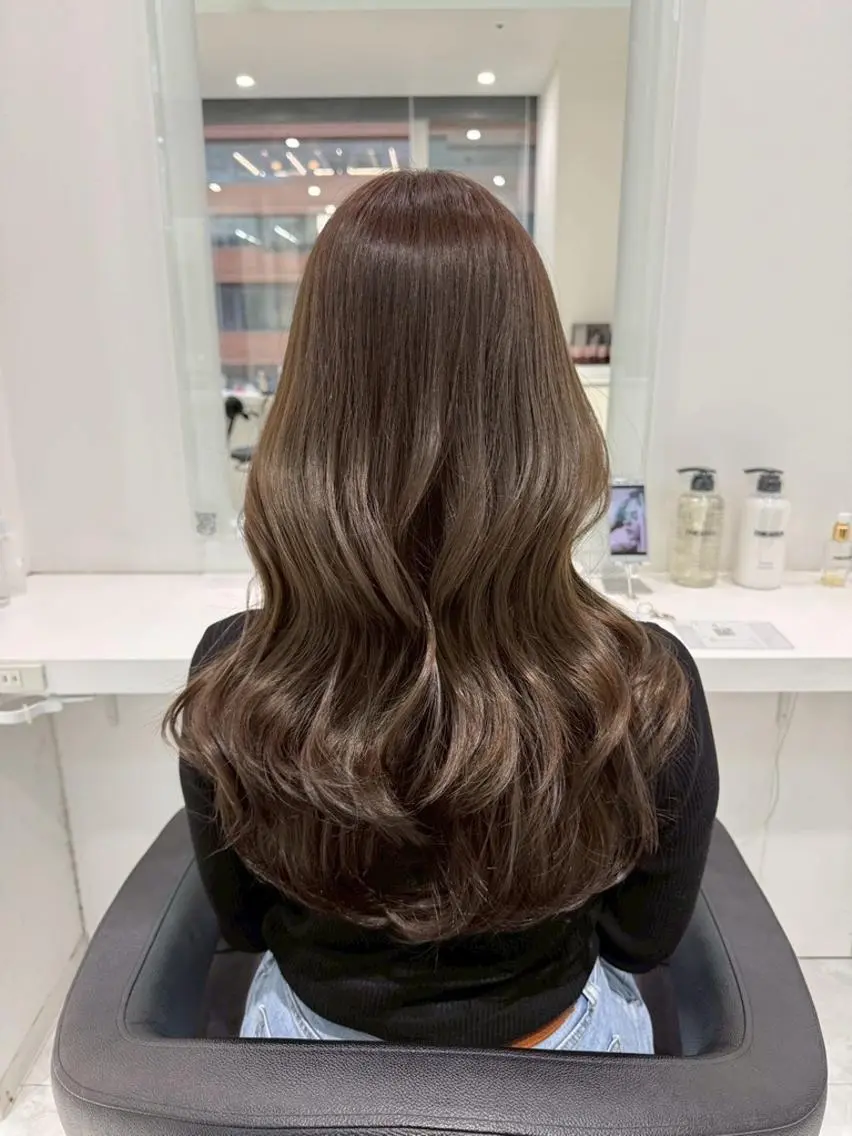 カラー トレンドスタイル🪞 ベージュブラウン🤎のヘアスタイル