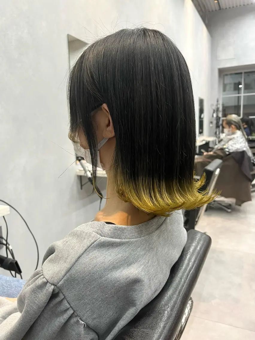 ミディアム カラー グラデーションカラー カット ヘアカラー 🎀♥️推しカラー tomoka💜🍭のヘアスタイル