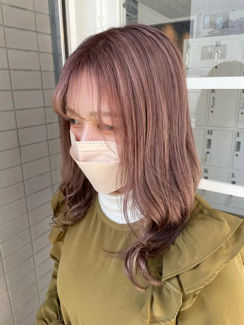 セミロング カラー ヘアアレンジ ベージュカラー ブリーチ ラベンダーカラー ラベンダーベージュ ヘアカラー トリートメント 酸性縮毛矯正 梅田茶屋町 Juriのヘアスタイル