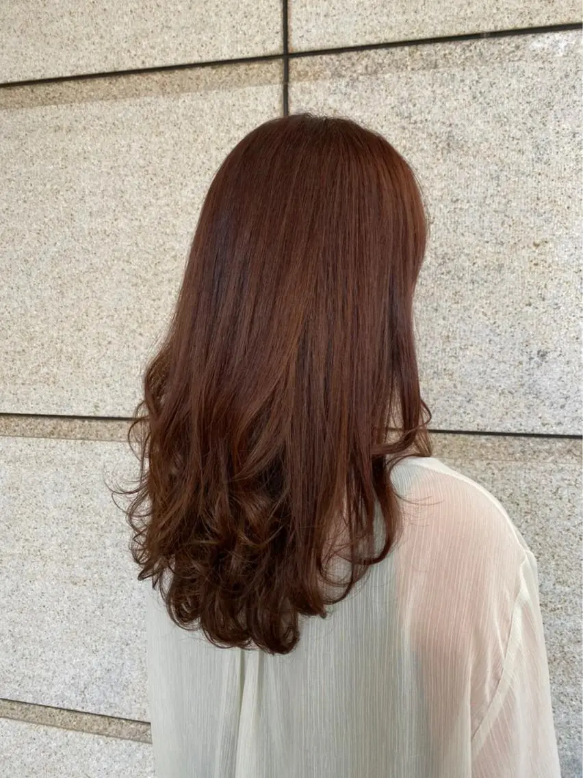 ロング ピンクブラウン まろやかカラー🤎 みなとまほのヘアスタイル
