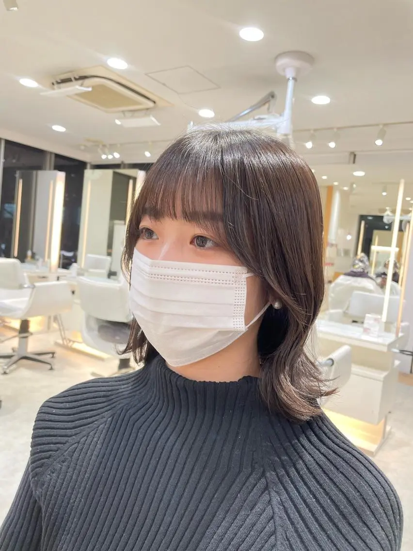 ミディアム くびれヘア シースルーバング fifth天神/末廣 和也のヘアスタイル
