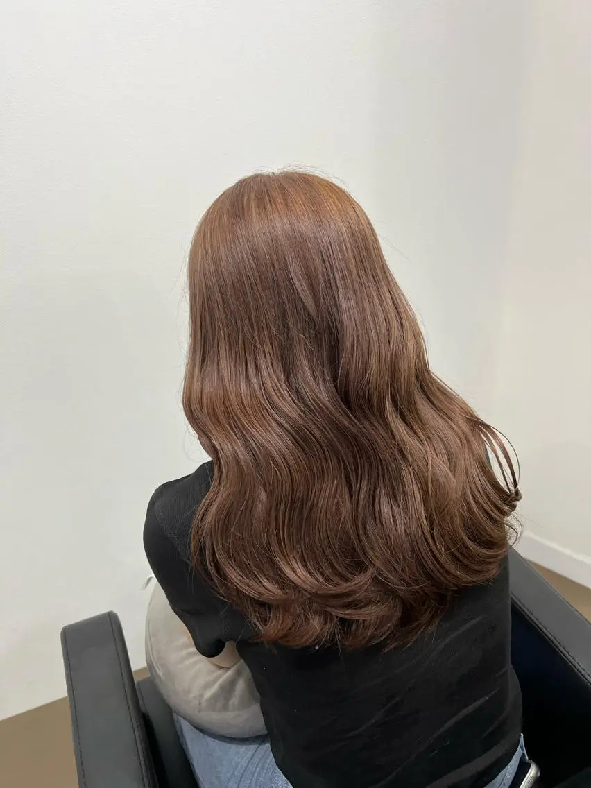 ロング カラー ブリーチ ケアブリーチ ダブルカラー ハイライトカラー イルミナカラー 神戸ボブ✂️ ioe三宮/田 伸佳のヘアスタイル
