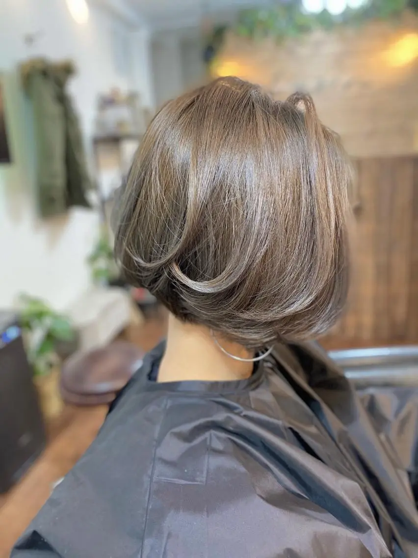 ショート カラー ブリーチ カット ヘアカラー トリートメント Luzir⭐︎ GEN⭐︎のヘアスタイル