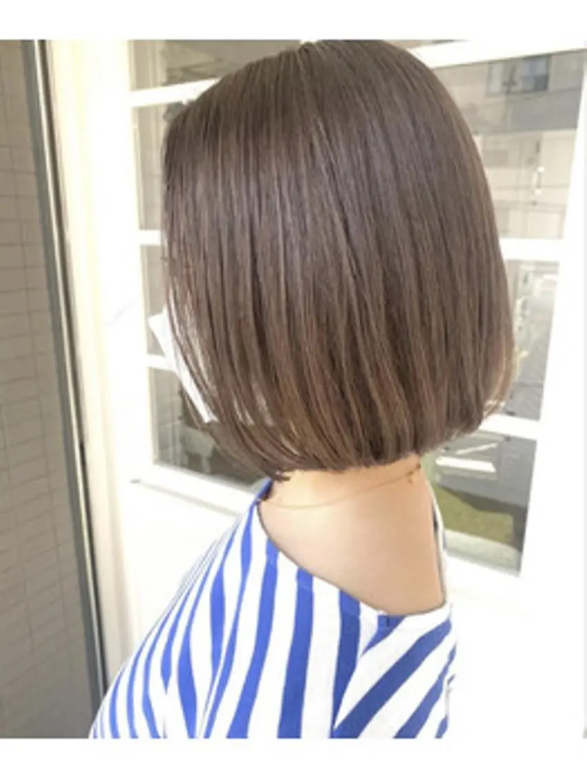 ミディアム カラー パーマ ヘアアレンジ ミディアムパーマ アディクシーカラー ベージュカラー ブリーチ ケアカラー カット ヘアカラー トリートメント ヘアケア特化型サロン newi 梅田のヘアスタイル
