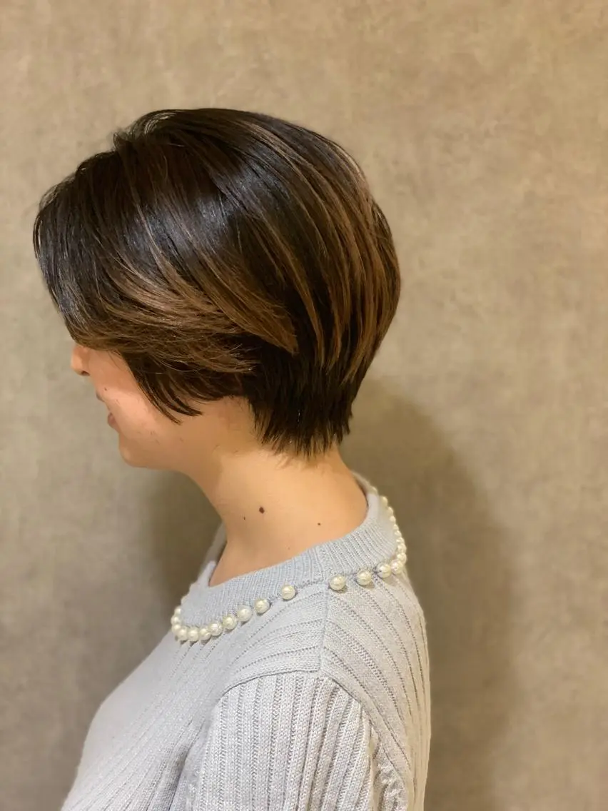 ショート くびれヘア ショートヘア カット ショート／透明感 カラー加治竜汰💡のヘアスタイル