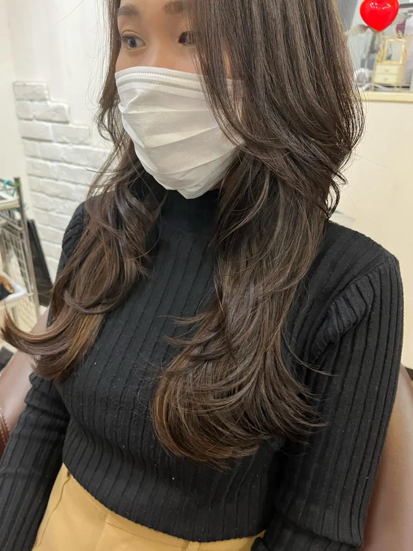 ロング カラー レイヤーカット ロング きむえり/髪質改善 /うねり広がり改善のヘアスタイル