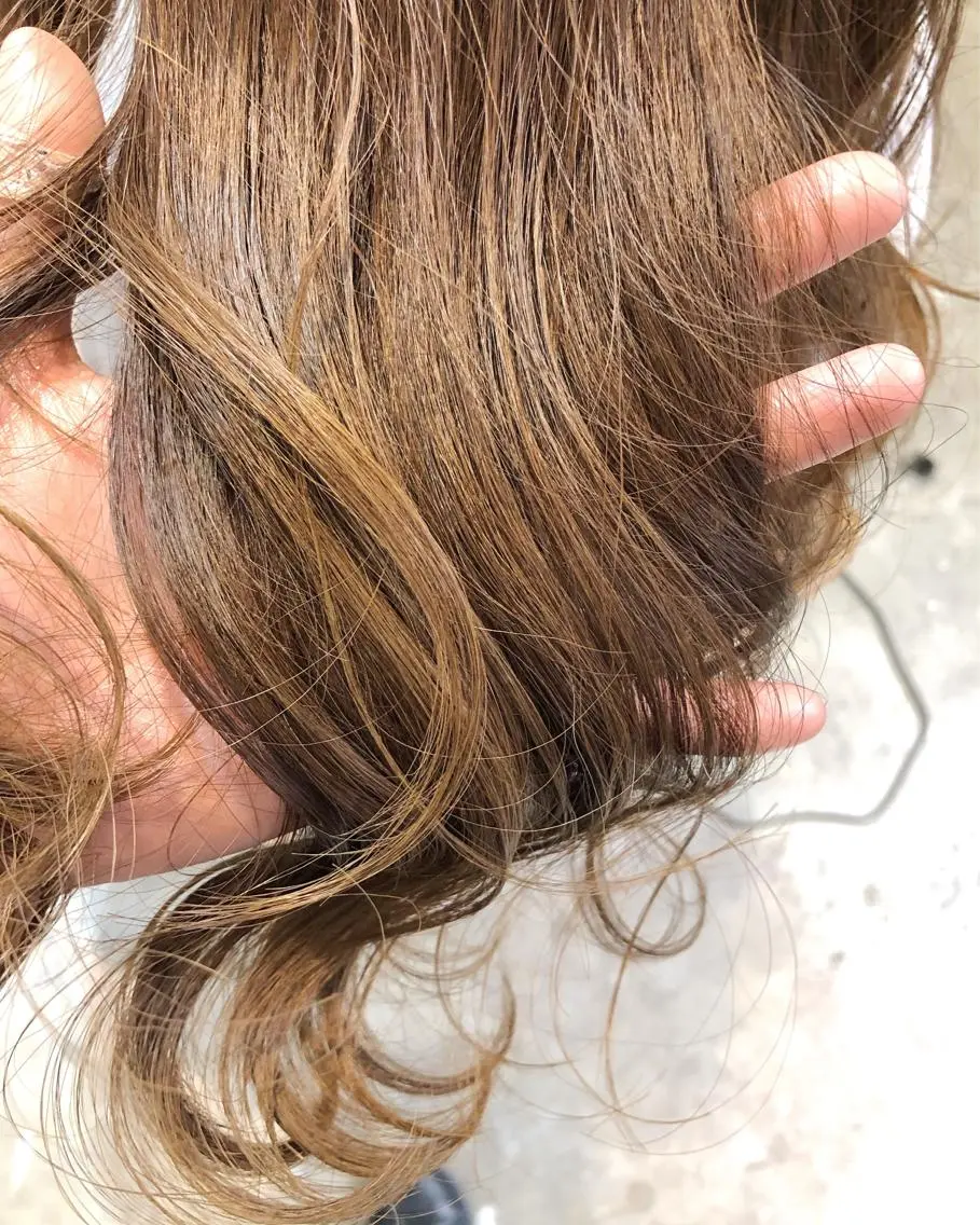 セミロング カラー カット ヘアカラー ツキノキ ミナのヘアスタイル